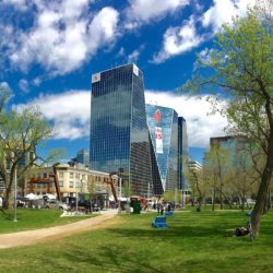 1456px-Regina_Saskatchewan_(towers)